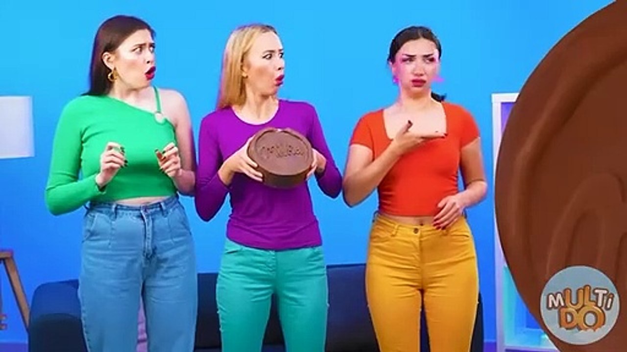 Big, Medium and Small Plate Challenge Prank Wars