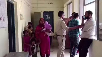 मुरैना: चार बेटियां होने की बहू को मिली सजा,सास कर रही प्रताड़ित