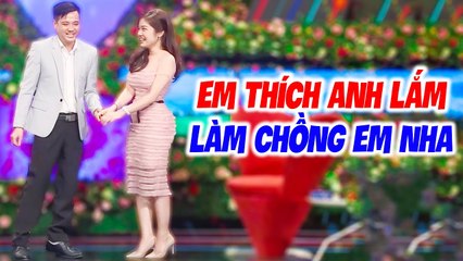 Nàng HotGirl SIÊU GỢI CẢM VUI SƯỚNG vì Gặp Được Anh Soái Ca Đúng Gu và Cái Kết _ Phụ Nữ Là Để Yêu