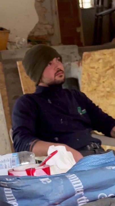 Pranking an Employee Using Concrete Powder