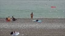 Antalya'da deniz mevsimi canlandı