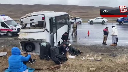 Van'da voleybol takımını taşıyan midibüs takla attı