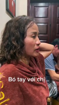 Lê Thị Dần hài hước từ sân khấu đến đời thường