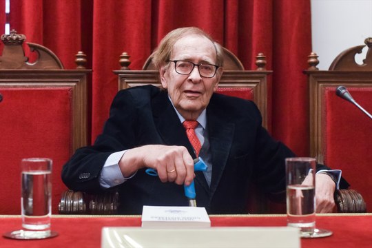 Tamames confirma que actualizará el discurso de la moción de censura tras la filtración