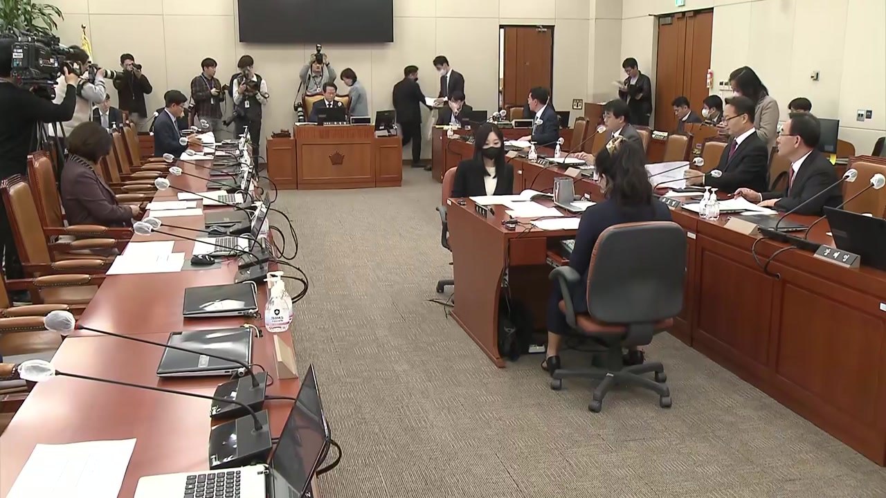 국회 기재소위, 반도체 세액공제 'K-칩스법' 처리 / YTN