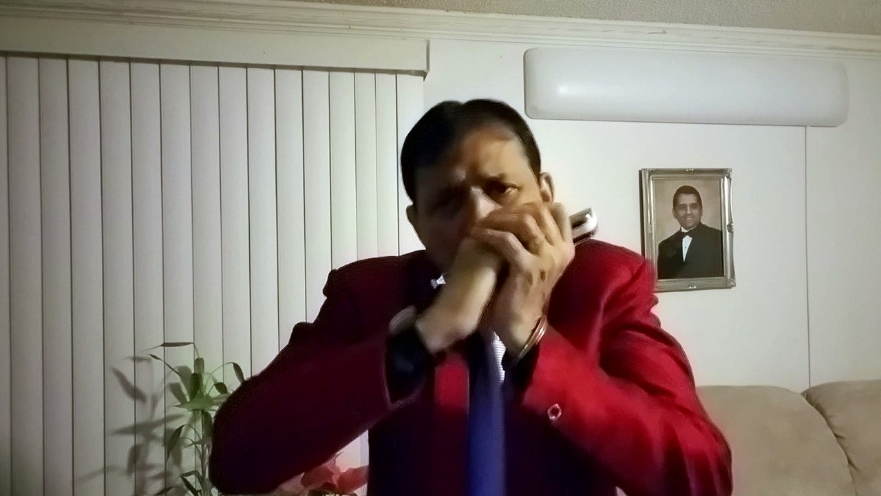 Tere Ghar ke Samne-Film Tere Ghar Ke Samne 1963 on Harmonica Live Performance by Mukund Kamdar