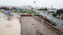 Şanlıurfa'da sele teslim olan köprülü kavşakta çalışmalar sürüyor