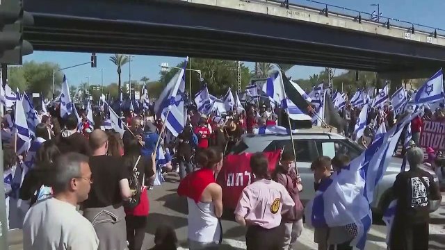 Израиль: новые акции протеста после того, как Нетаньяху отверг компромисс Герцога