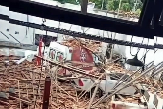 Teto de oficina na BR-010 em Imperatriz - MA desaba e deixa rastro de destruição