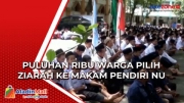 Puluhan Ribu Warga Pilih Ziarah ke Makam Pendiri NU