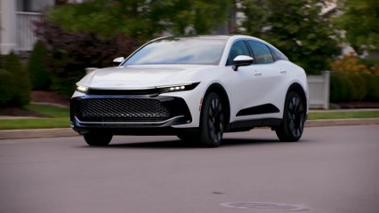 2023 Toyota Crown Platinum Oxygen White Driving in the country