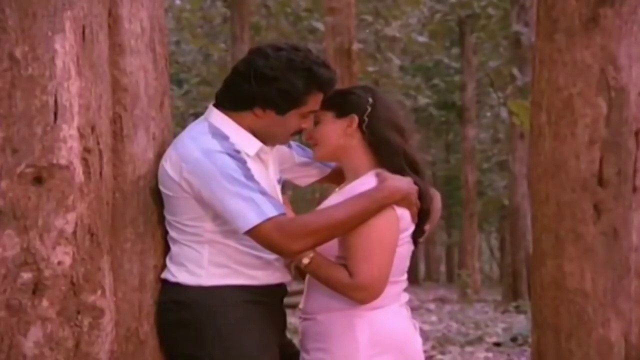 ഇതൊക്കെ വായിച്ചു വെള്ളം ഇറക്കാനേ എനിക്ക് വിധിയുള്ളു | Malayalam Movie Clip | Super hit Malayalam Movie Clip