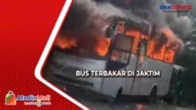 Bus Tak Berpenumpang Hangus Dilalap Api di Jaktim