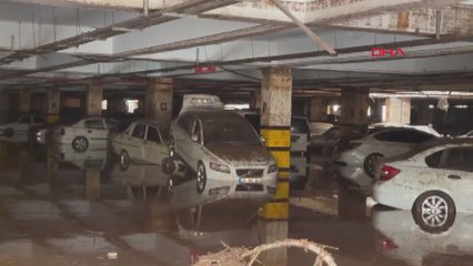 Şanlıurfa müzesi otoparkında 150 araç sular altında kaldı