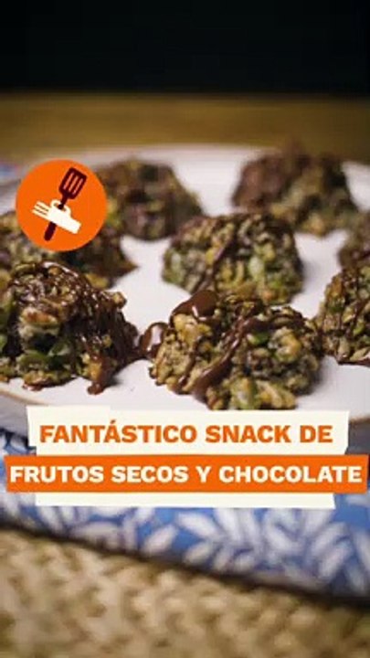 Snack de frutos secos y chocolate