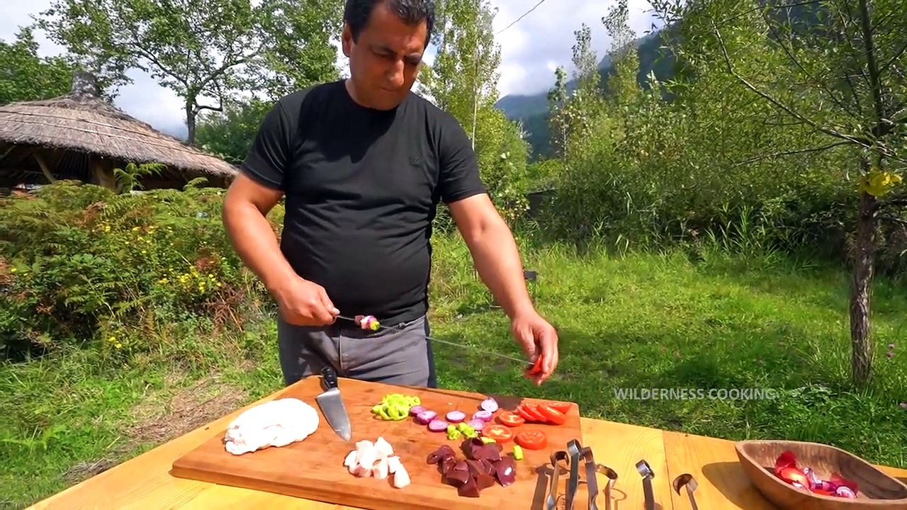 LIVER KEBAB OF LAMB - ROASTED LIVERS KOBAB RECIPE - WILDERNESS COOKING KEBABS RECIPES