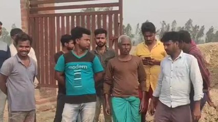 बाराबंकी: मजदूरी न मिलने से नाराज श्रमिकों ने टीए को घेरा, भुगतान कराने की उठाई मांग