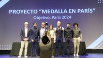 El Club Atletismo Alicante celebra su décimo aniversario preparado para París 2024