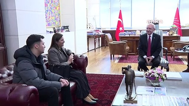 Öldürülen Baro Başkanı Tahir Elçi'nin eşi Türkan Elçi CHP'ye katıldı!