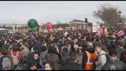 Descargar video: Francia, pensioni: depositata mozione di sfiducia transpartisan