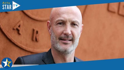 Chauves, la revanche : le tacle de Frank Leboeuf sur la coupe de cheveux d’Emmanuel Macron