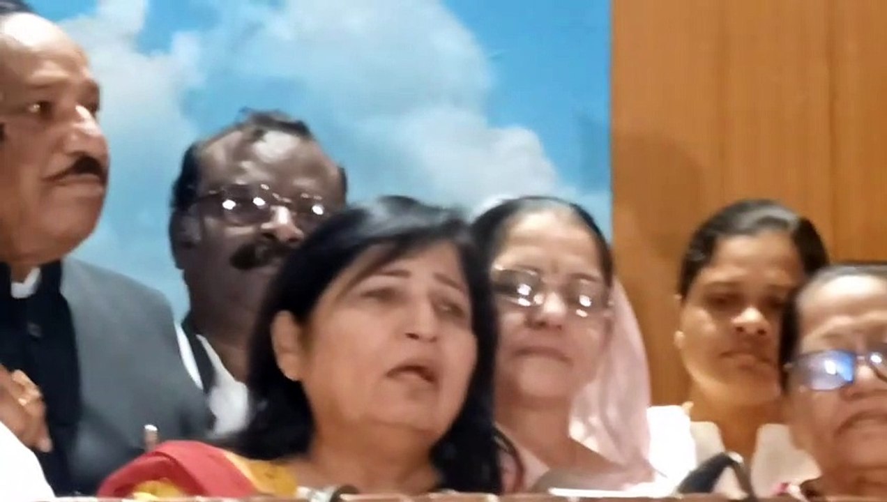 महू काण्ड पर विधानसभा में जमकर हुआ हंगामा, सदन...