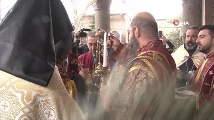 Miçing ayininde depremzedelere dua