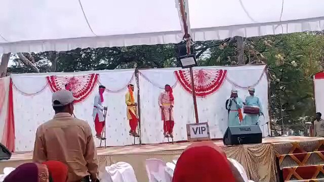 Tribal foke dance performance in Keljhiri forest village of harda district.