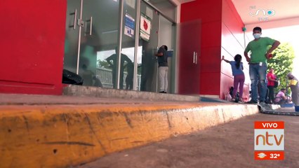 Una mujer dio a luz en plena acera del hospital municipal de La Pampa