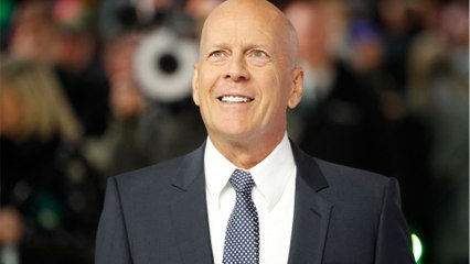 Voici - Bruce Willis incapable de "tenir une conversation normale" : un proche se confie sur l’état de santé de l’acteur