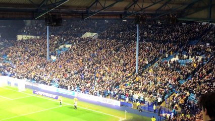 Sheffield Wednesday and Bolton Wanderers supporters join in minute’s applause after the passing of Owls legend Don Megson