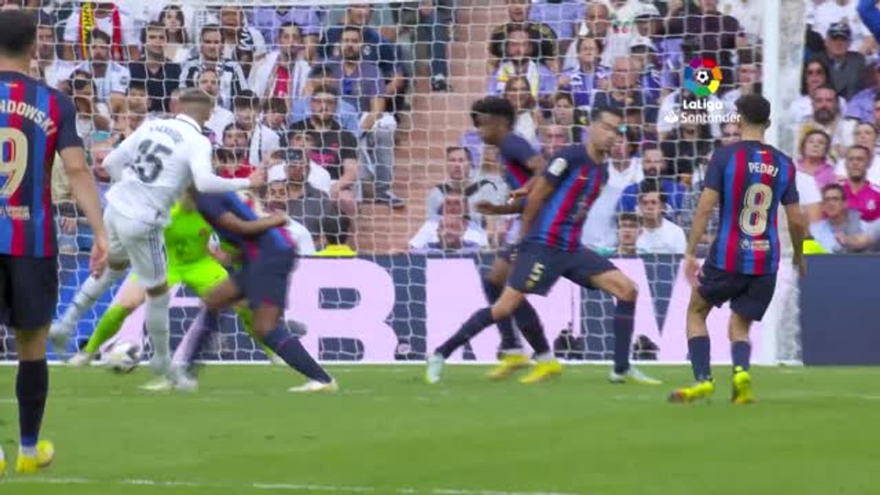 Tensions rise ahead of crucial El Clasico