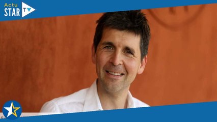 “Des échanges tendus par textos” : entre Thomas Sotto et Laurent Delahousse, le torchon brûle…