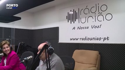 Pinto da Costa é o primeiro ouvinte em direto na Rádio União, um projeto que quer dar voz aos invisuais