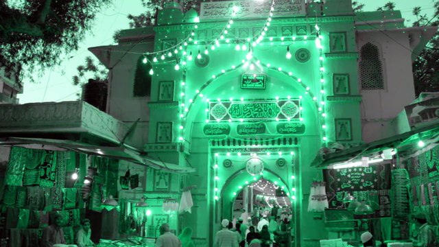 Qawwali Teri Nazar Se Dil Ko Sukoon Hai Karaar Hai