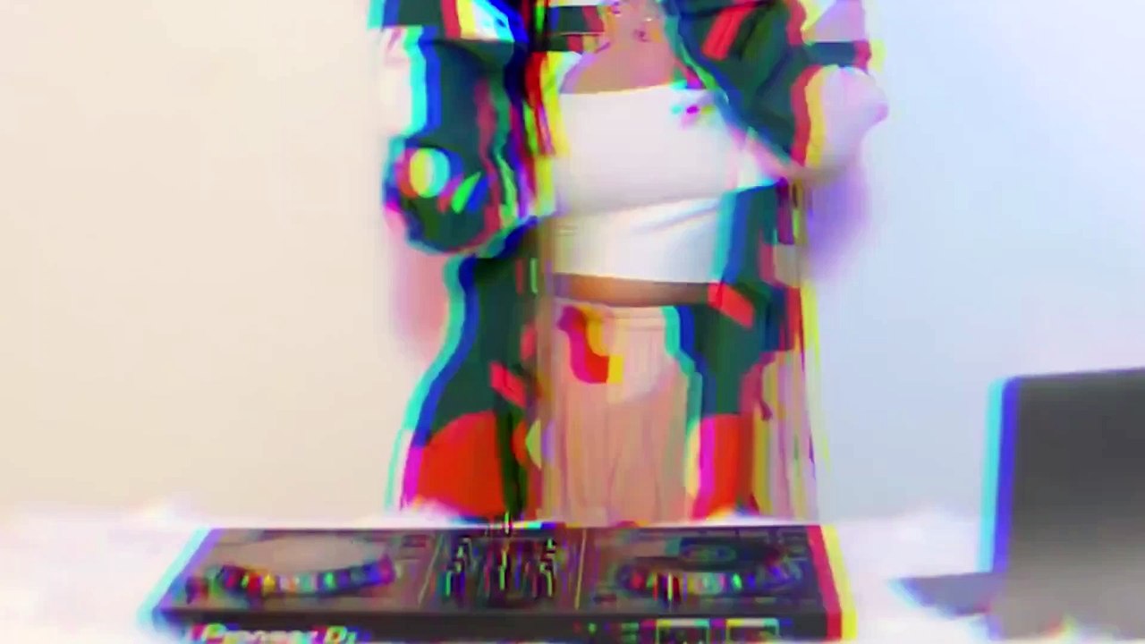 DJ WODERLAND SANTUY TERBARU