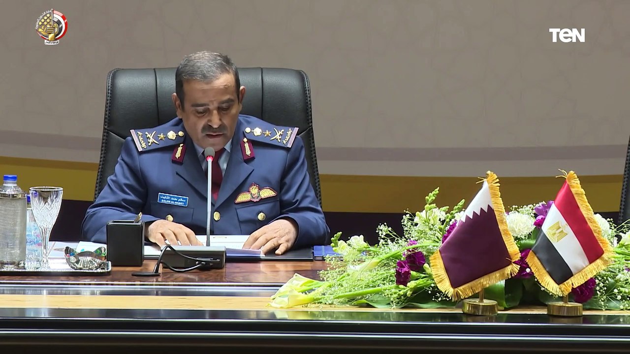 الفريق أسامة عسكر رئيس أركان حرب القوات المسلحة يستقبل رئيس أركان القوات المسلحة القطرية