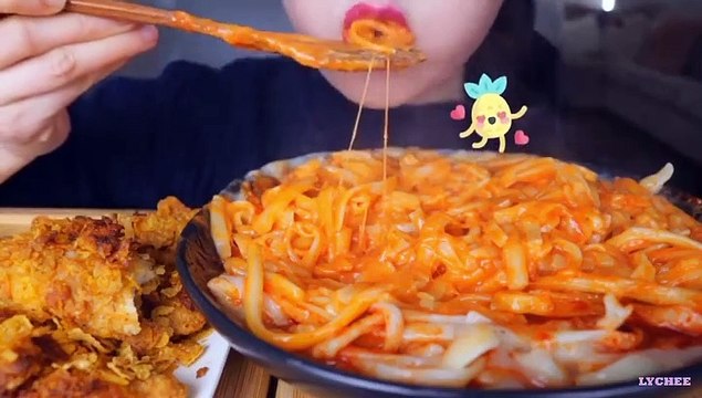 Mouthwatering Free ASMR Chicken and Noodles Eating - Your Ultimate Comfort Food