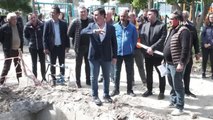 Bodrum Belediye Başkanı Ahmet Aras yol çalışmalarını inceledi