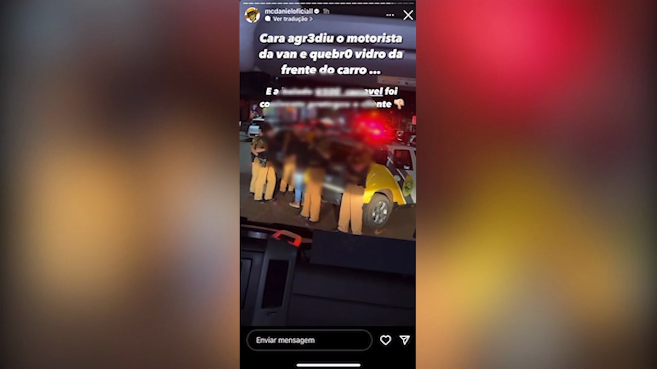 Em Cascavel, Mc Daniel faz registro de rolê de Lamborghini e detenção de homem que atirou pedra na Van da equipe