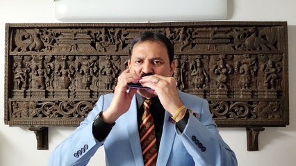 Titli Udi Ud Jo Chali-Film Suraj 1966-Vintage Classic Song on Mouth organ Live Preformance by Mukund Kamdar