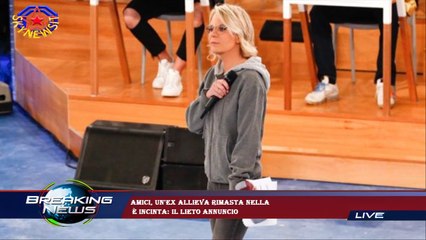 Amici, un'ex allieva rimasta nella  è incinta: il lieto annuncio