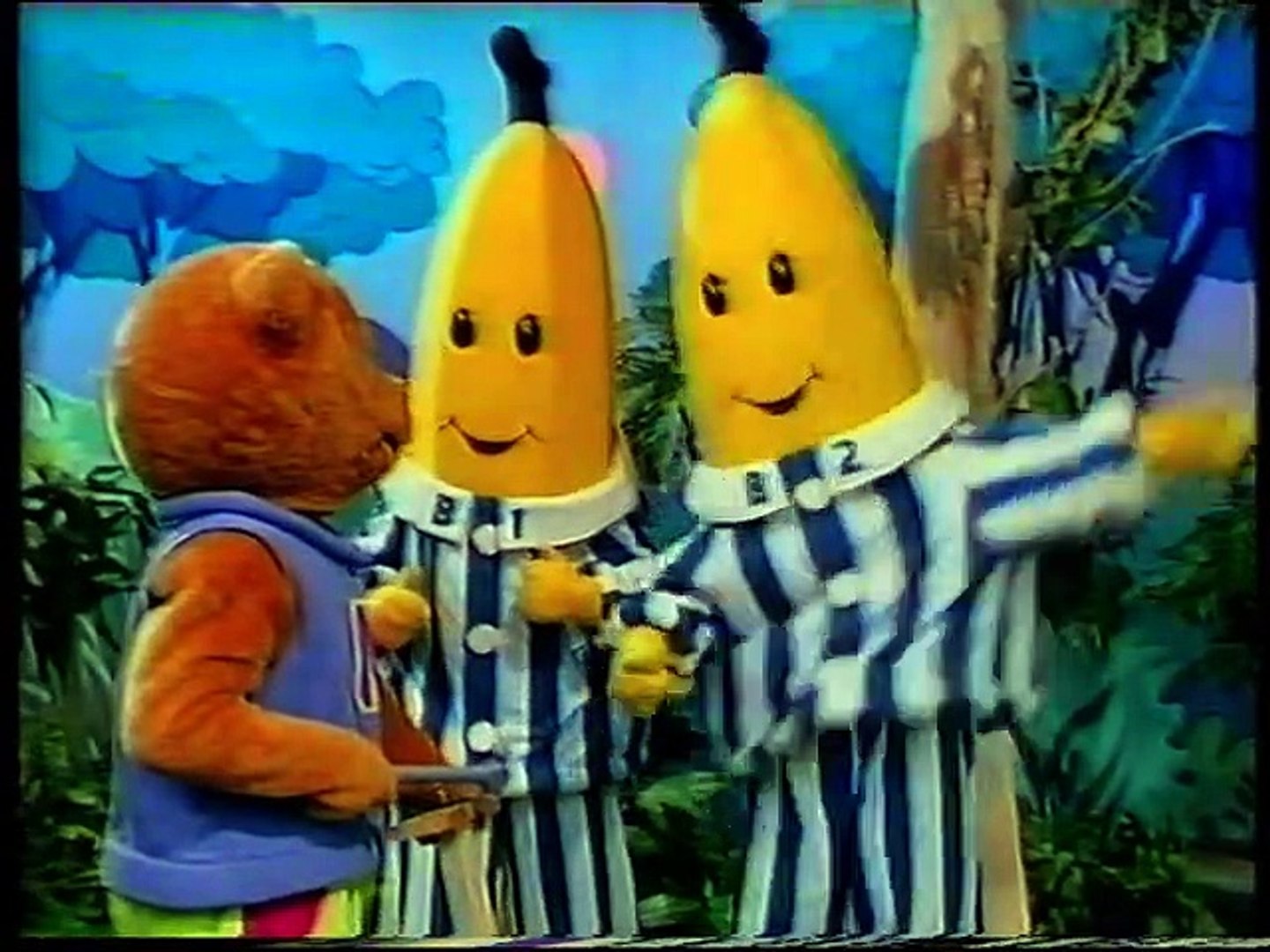 Bananas In Pyjamas - Monster Bananas - video Dailymotion