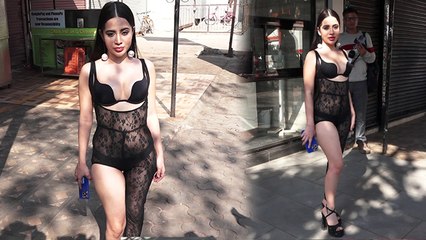 Urfi Javed Black Bikini के साथ Net से बनी One Sided Pant Look Viral | Boldsky