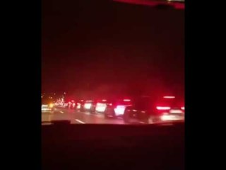 Pénurie de carburant : longue file sur l'A50 près de la station-service La Pomme à Marseille