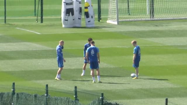 La selección noruega se entrena sin el lesionado Haaland