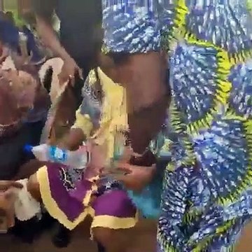 INEC Officials in Imo State Caught Red Handed Hiding Prepared Thumb Printed papers for Apc