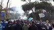 Lazio - Roma, il corteo dei tifosi biancocelesti all'ingresso dello stadio