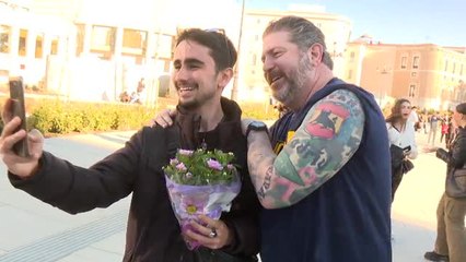 Larry, el estadounidense con el brazo más español