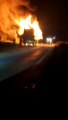 Un bus quedó en cenizas tras arder en plena carretera Bioceánica